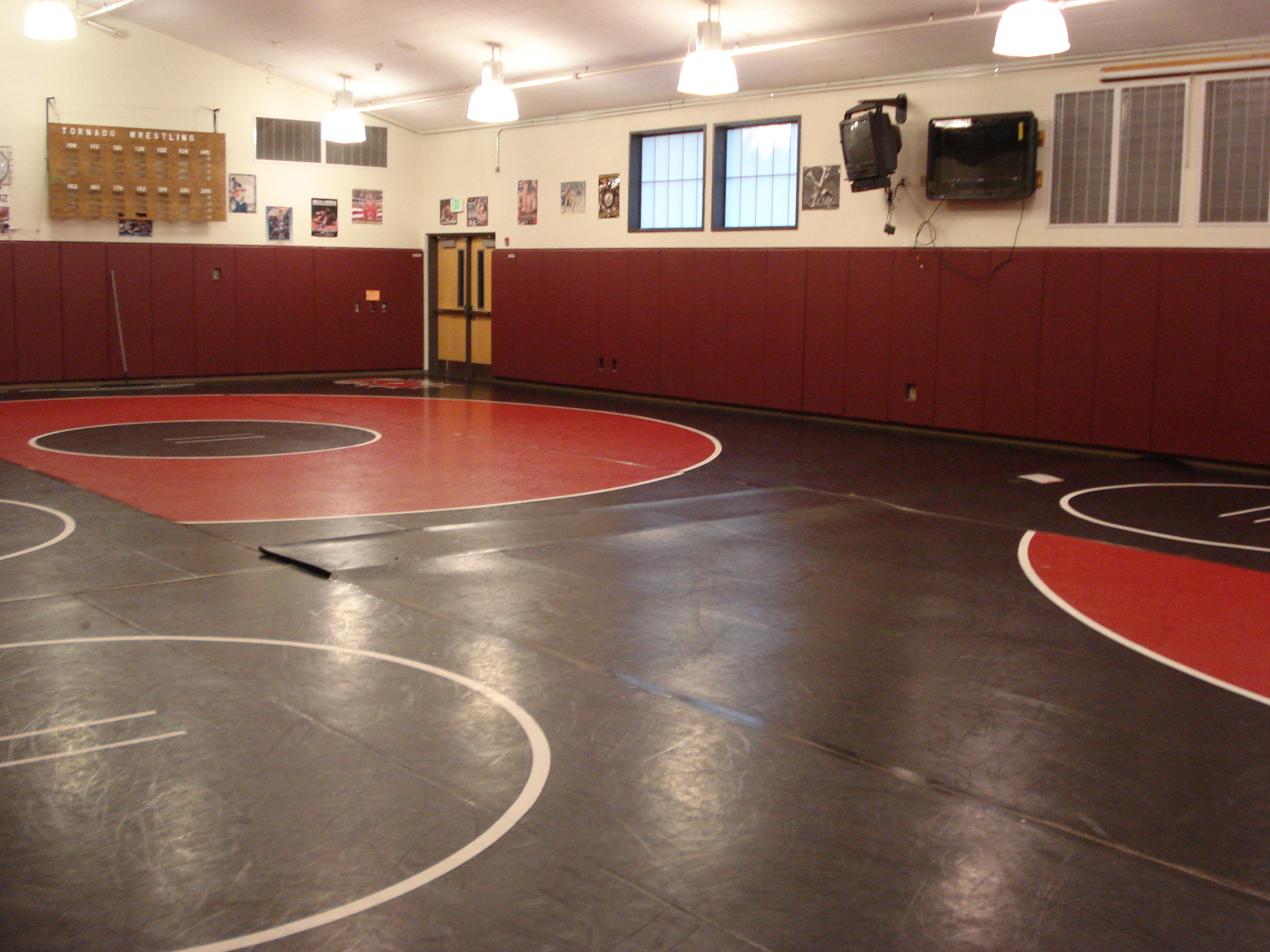 YHs Wrestling Rm 4.JPG
