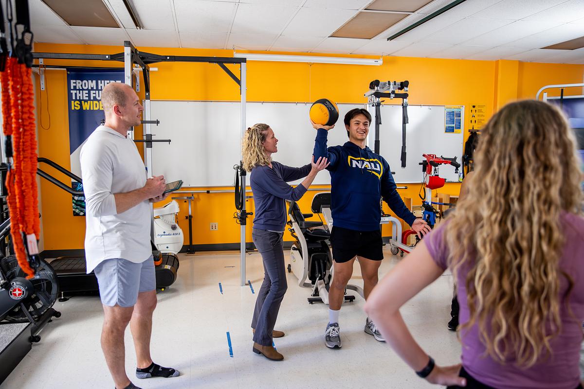 2743_physical_therapy_20240502-medium.jpg