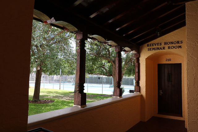 Reeves Honors Seminar Room
