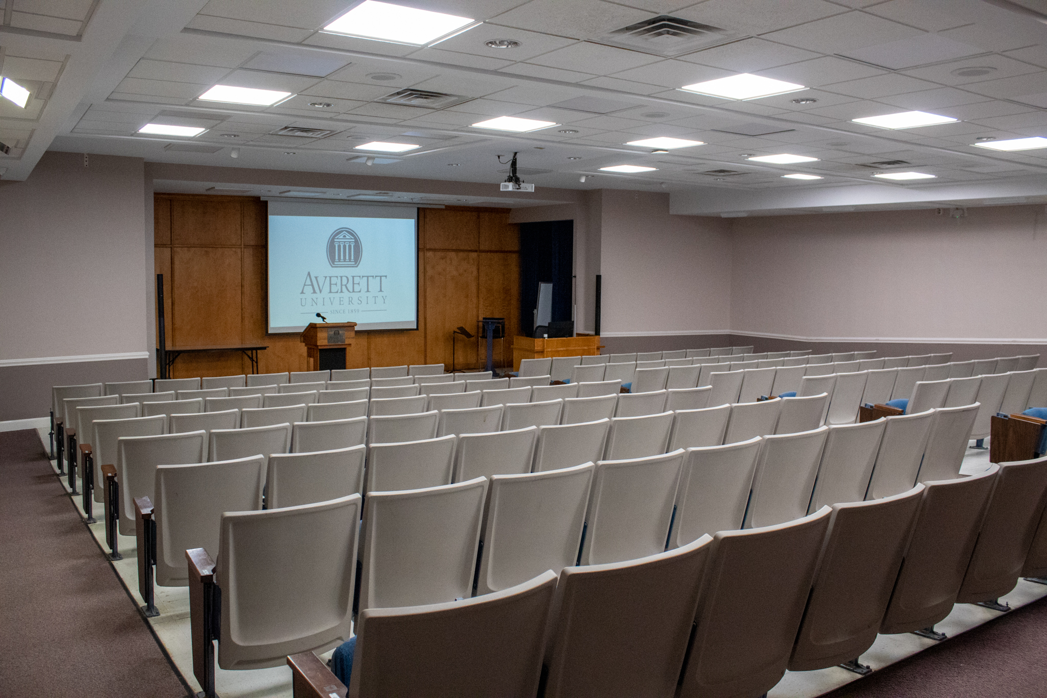 Averett Brightly-03.jpg